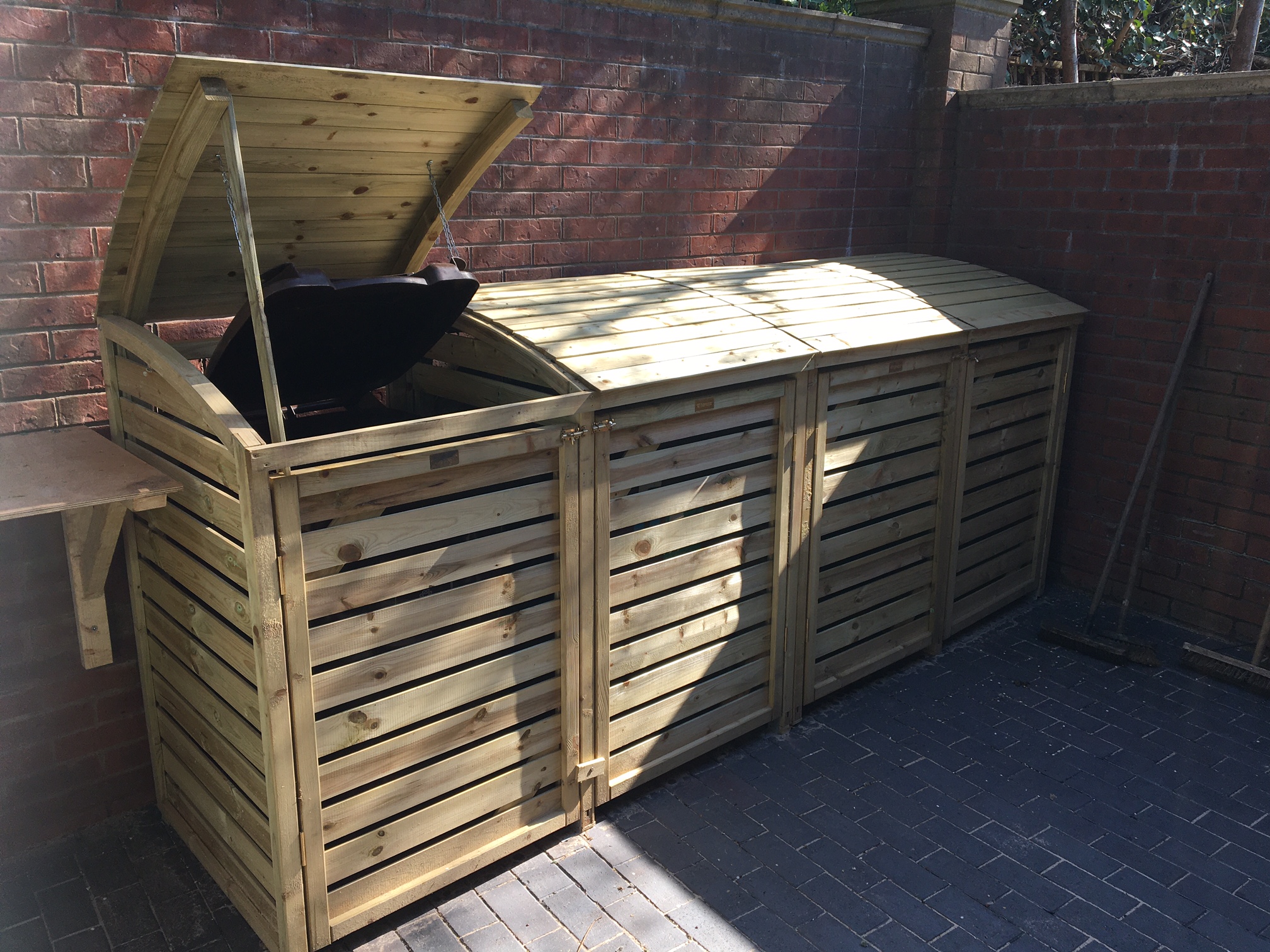 Geoff and Gills 'A touch of Trentham' Garden